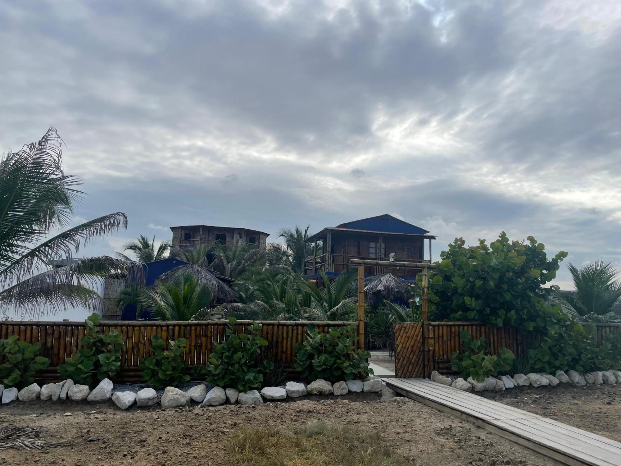 Un Dia Boutique Resort Playas Ngoại thất bức ảnh
