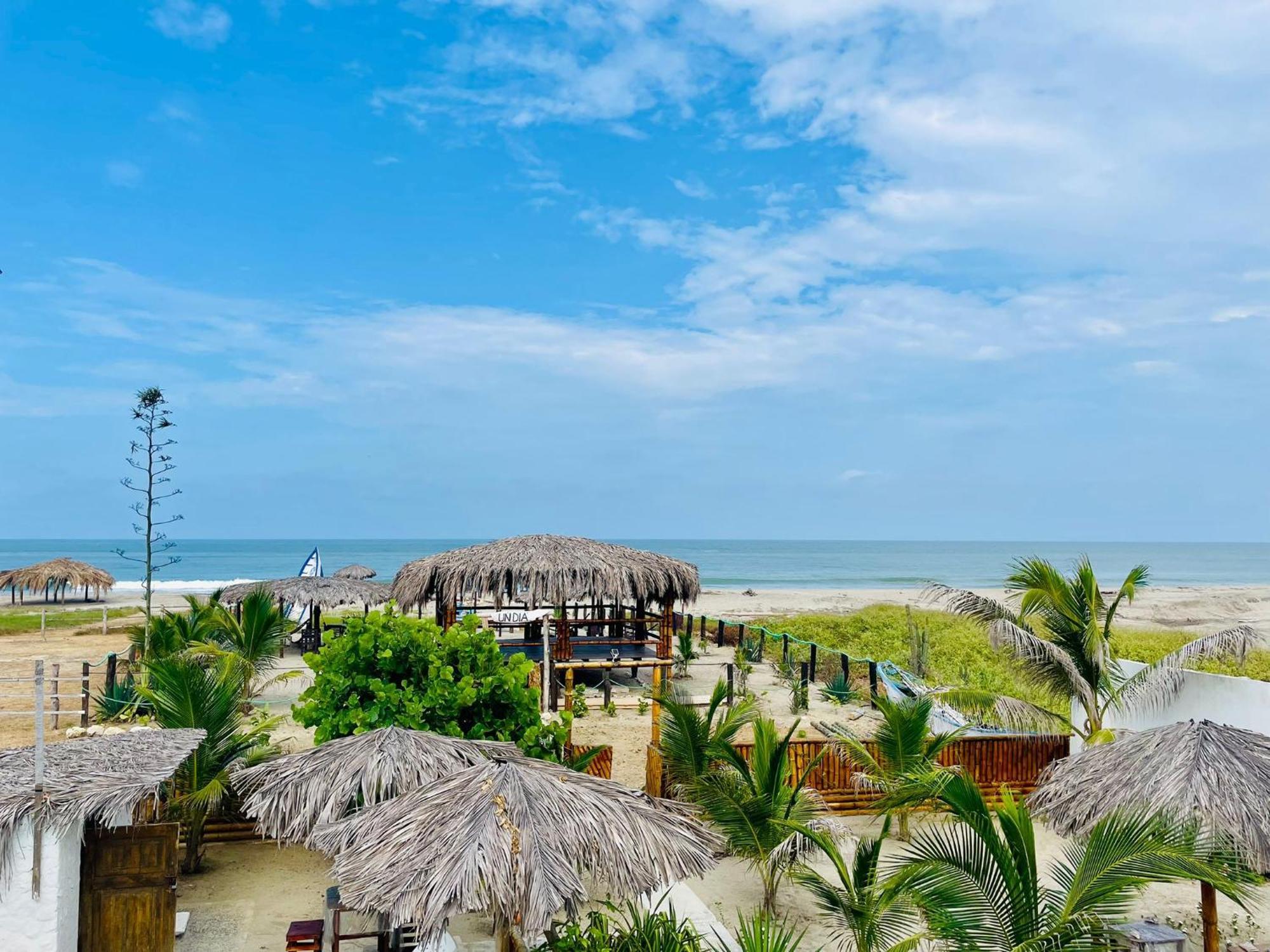 Un Dia Boutique Resort Playas Ngoại thất bức ảnh